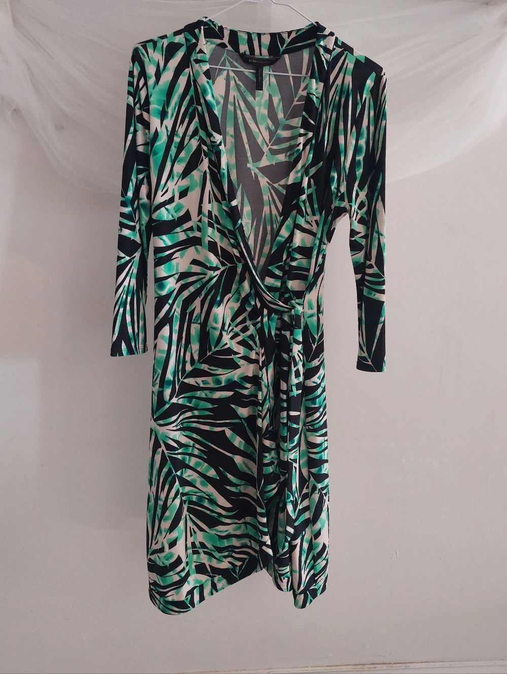 BCBGMAXAZRIA Green Palm Leaf Wrap Dress Y2K Tropical Summer Midi Size Medium